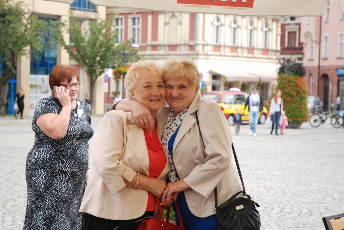 Spotkały się 50 lat po maturze