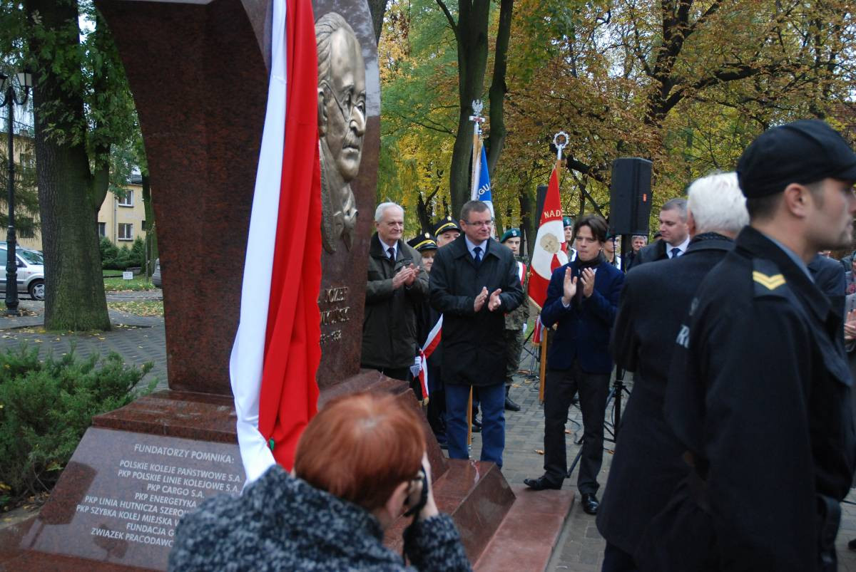 Pomnik budowniczego magistrali