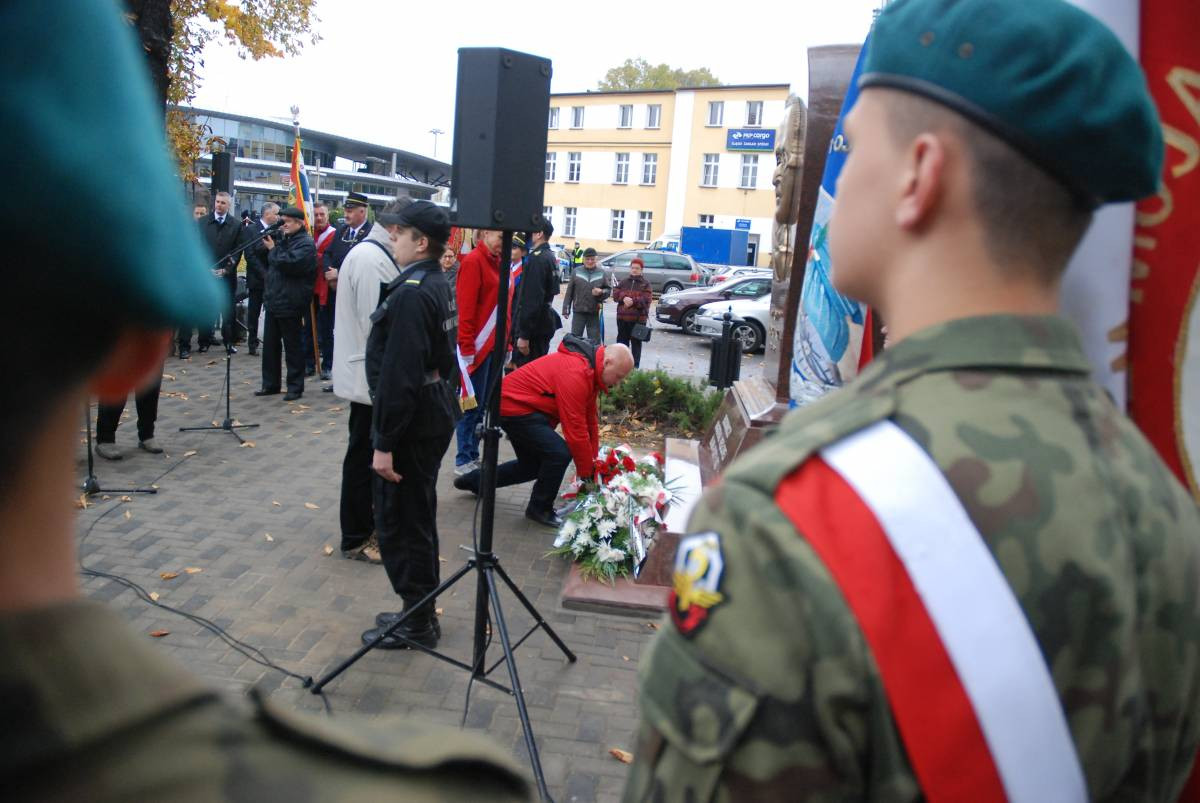 Pomnik budowniczego magistrali