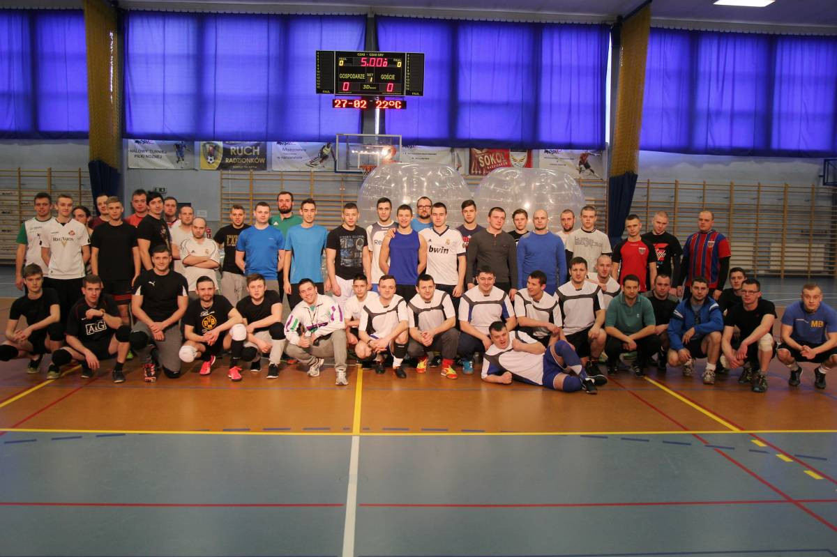 Piłka nożna w bańkach