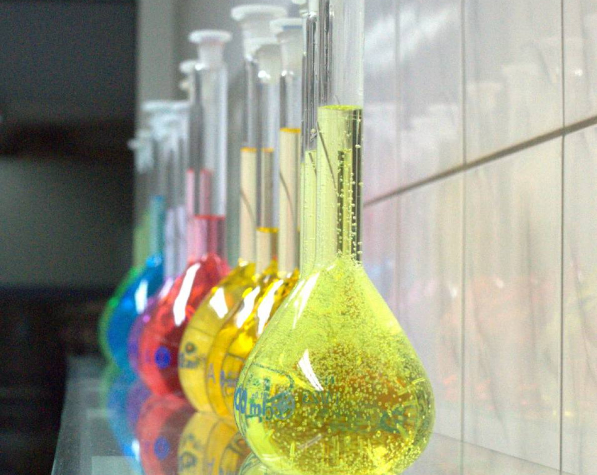 Noc w laboratorium
