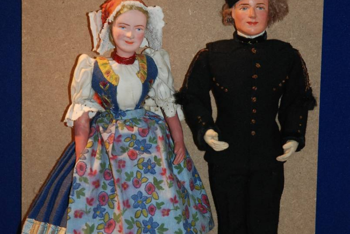 Ile lalek, tyle historii