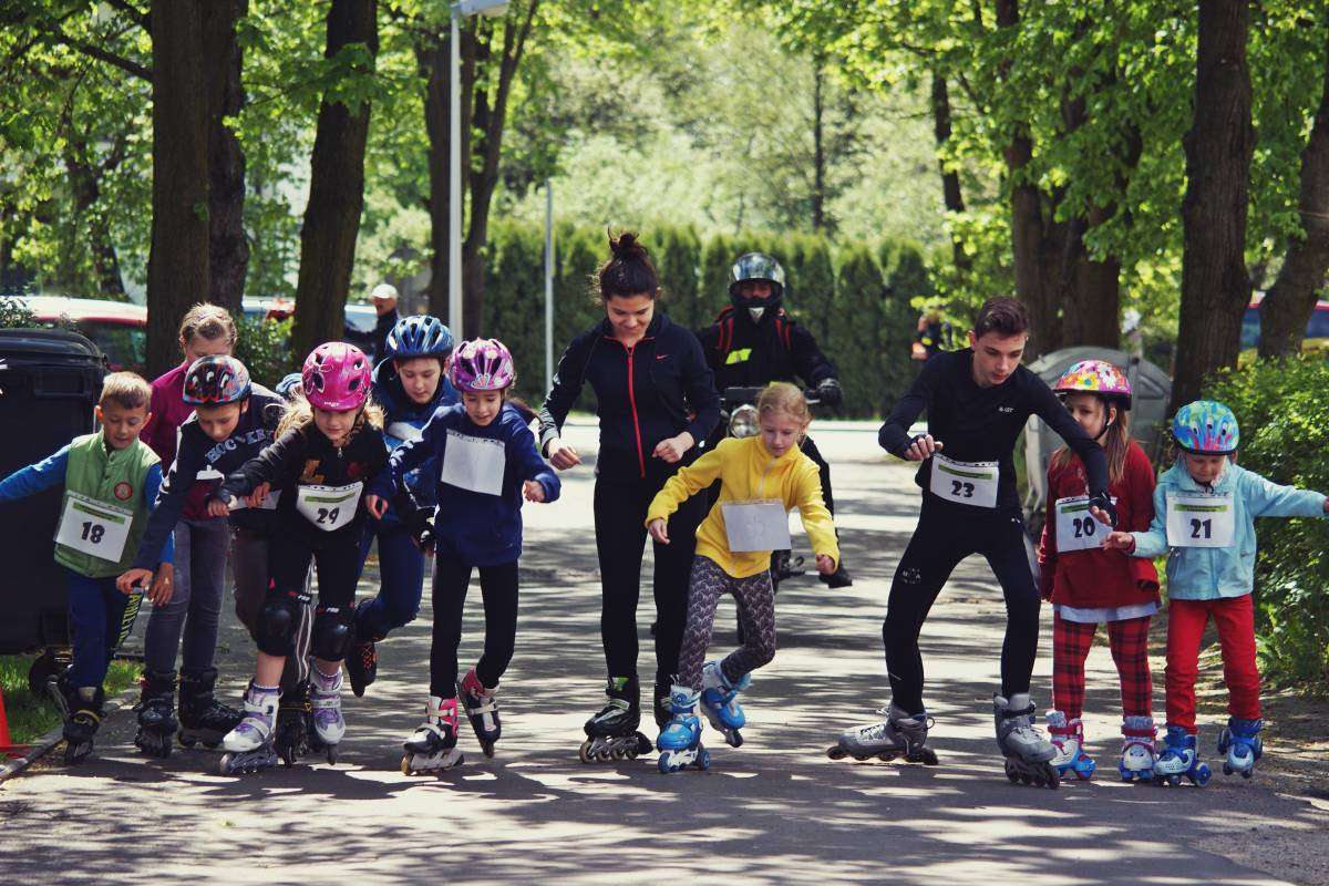 Biegali, maszerowali, jeździli