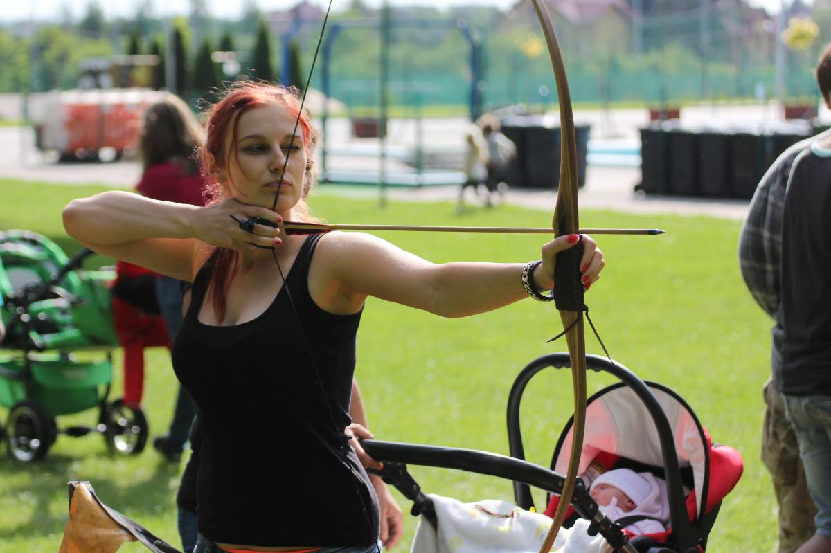 Wiatrówka, proca, łuk