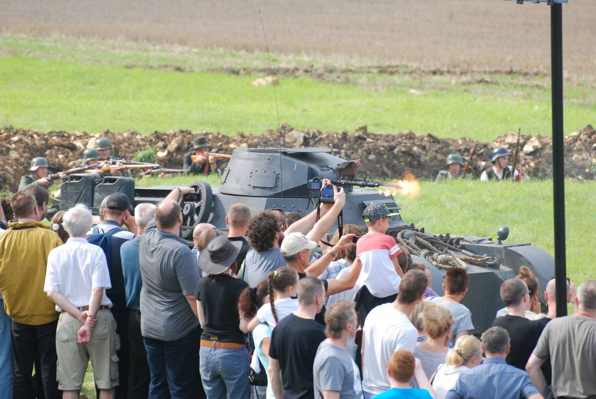 Czołgi w płomieniach