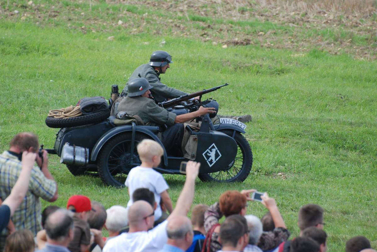 Czołgi w płomieniach