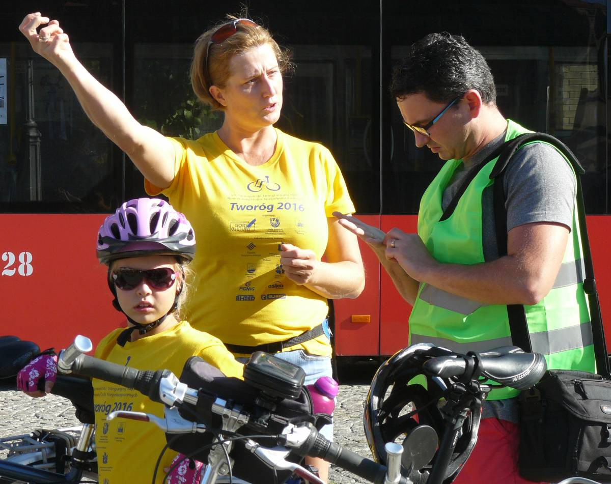 Na rowerze z tarnogórskiego rynku do Tworoga