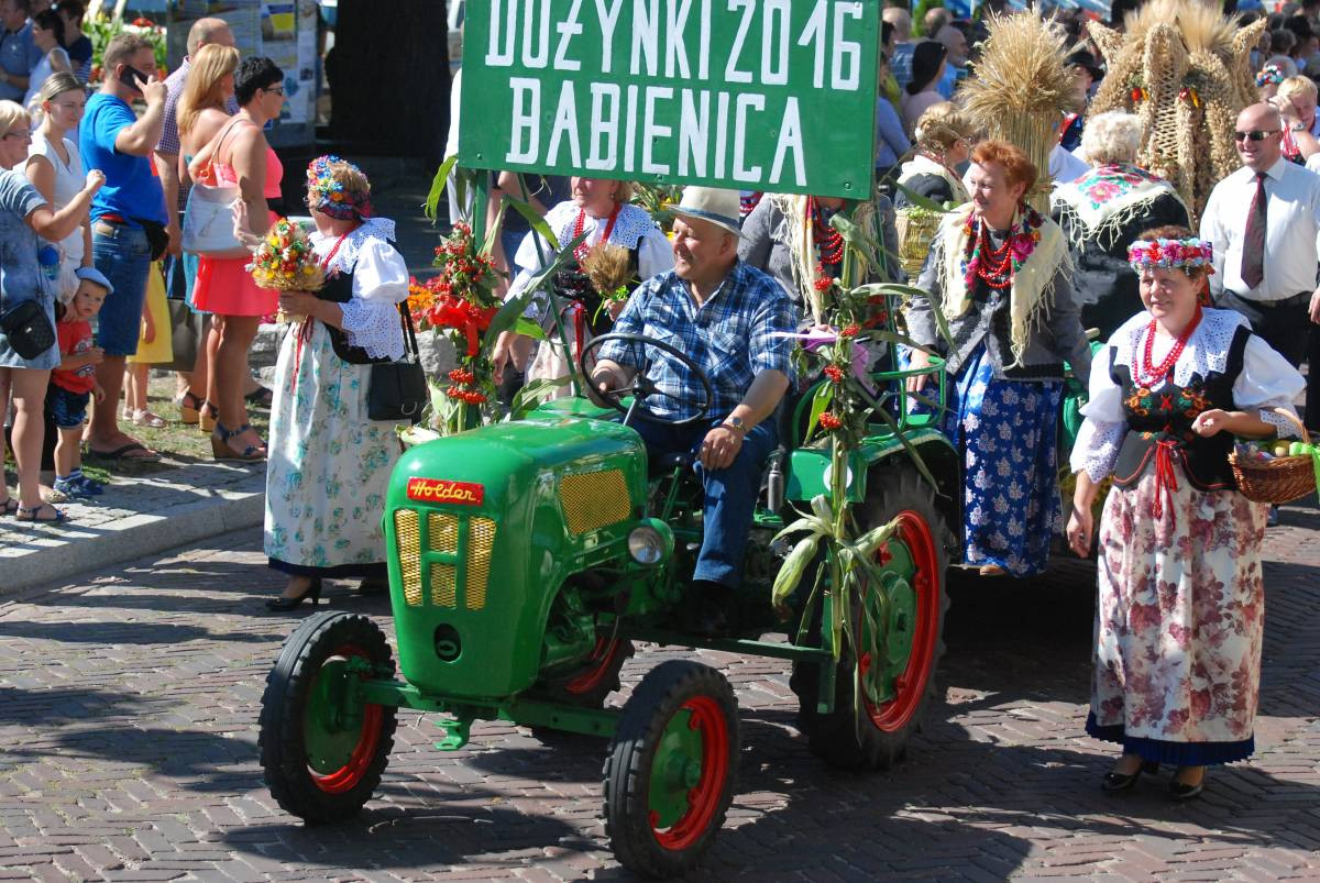 Grodzisko i korowód