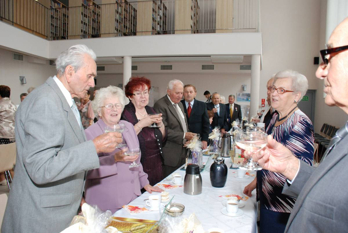 Medale z różą dla mieszkańców Zbrosławic