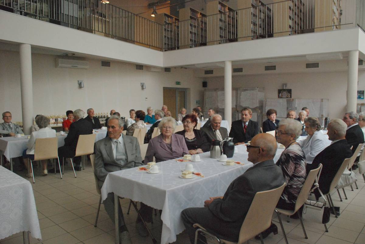 Medale z różą dla mieszkańców Zbrosławic