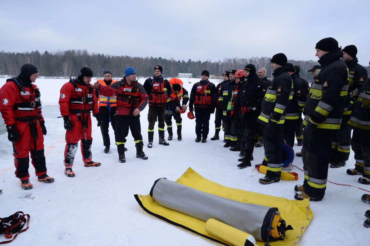 Jak ratować w lodowatej wodzie