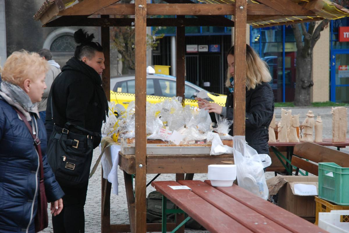 Jarmark pod presją aury