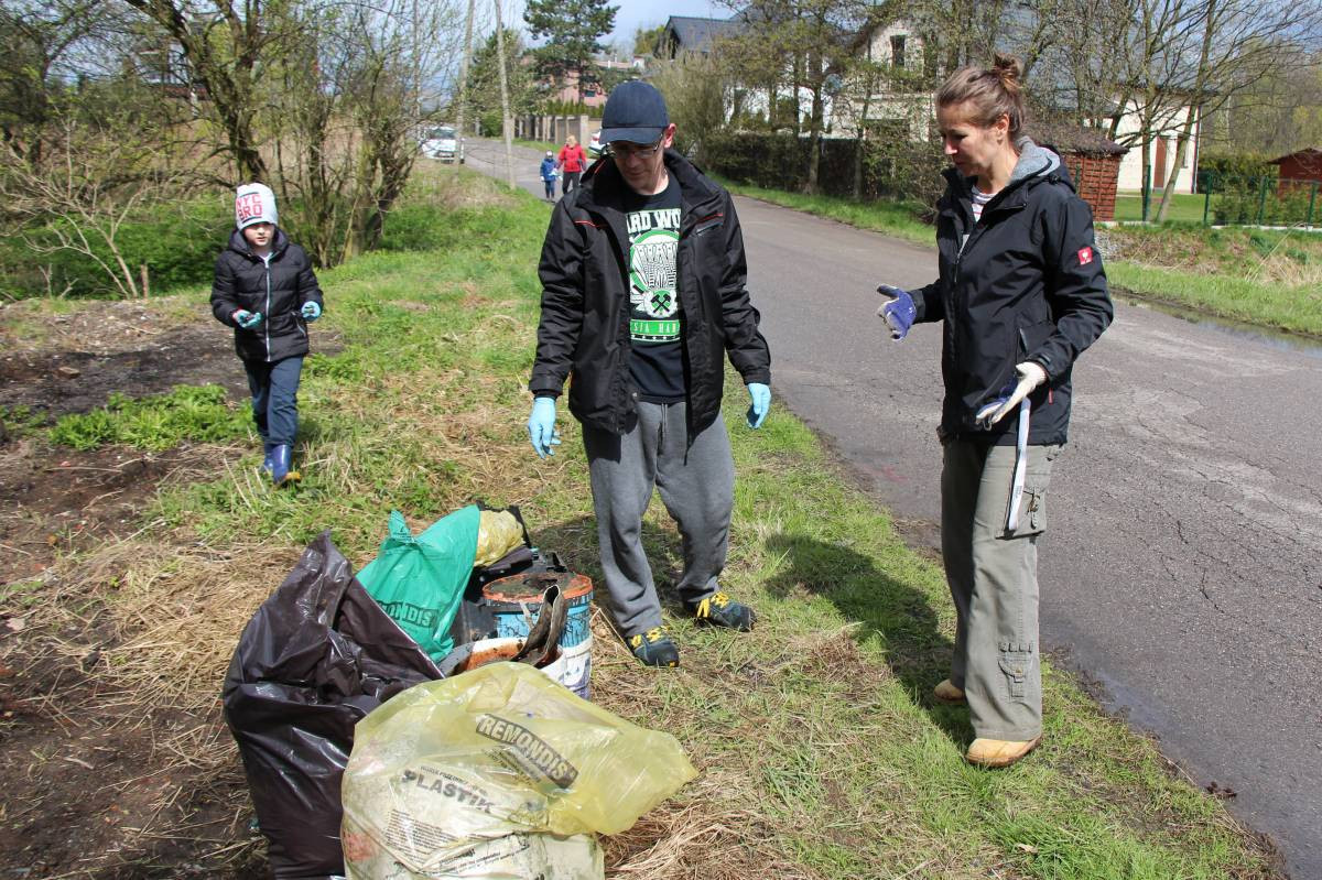 Mieszkańcy sprzątali Repty