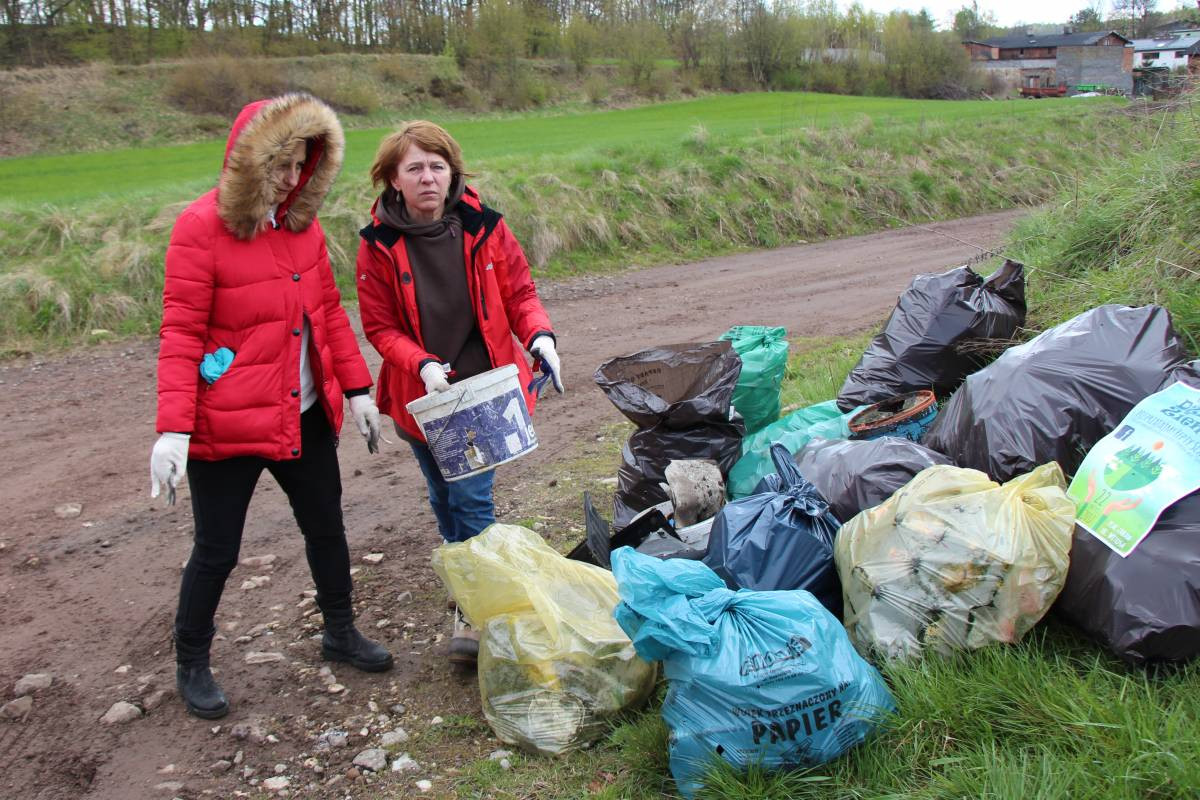Mieszkańcy sprzątali Repty
