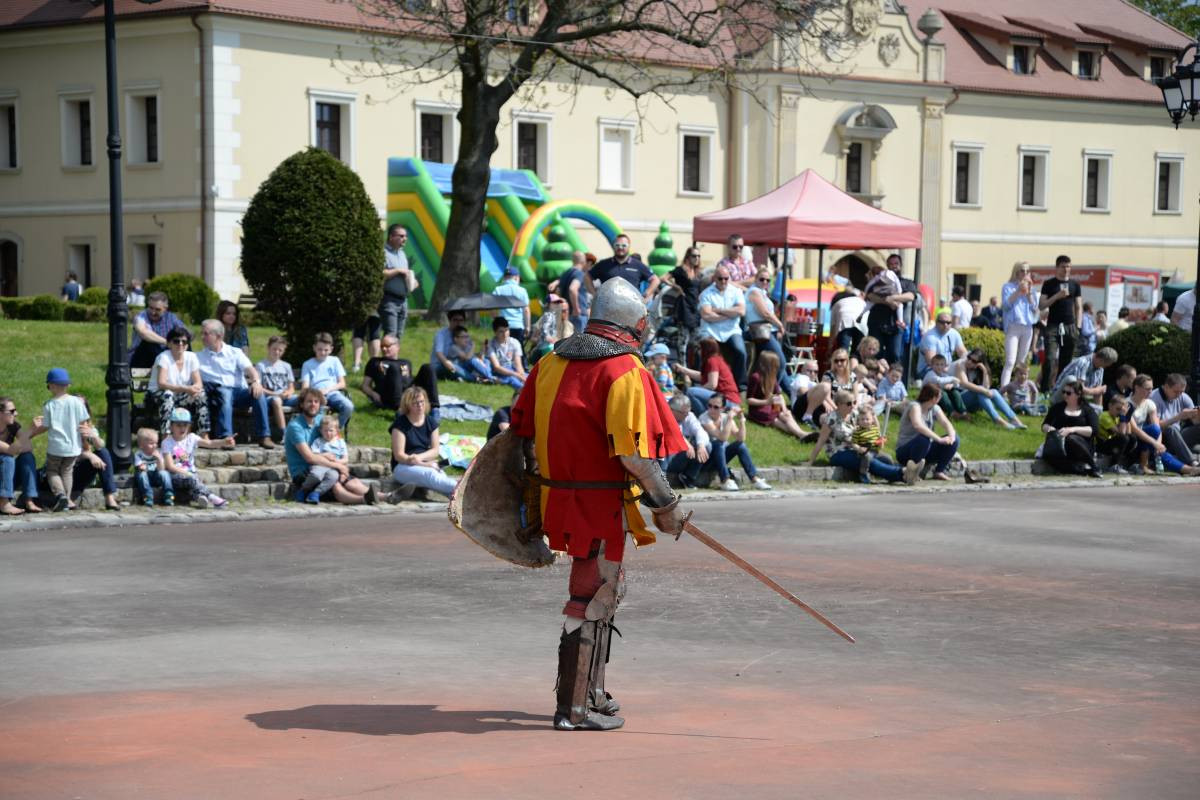 Potykali się i tańczyli [FILM]