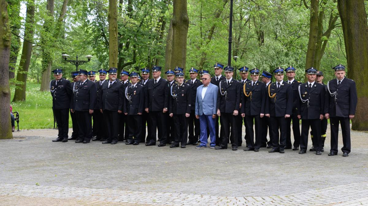 Nagrody dla strażaków (FILM)