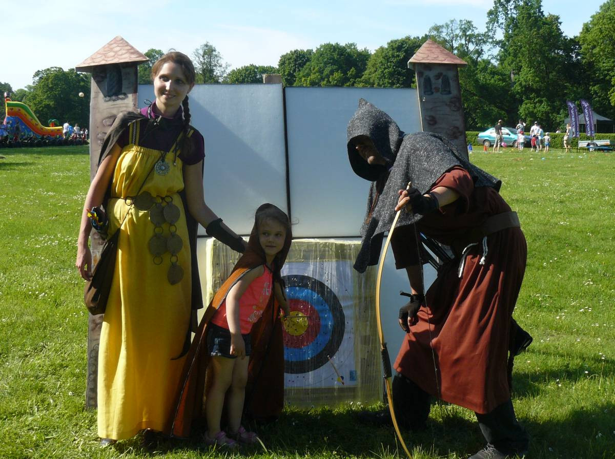 Samuraje w parku w Świerklańcu