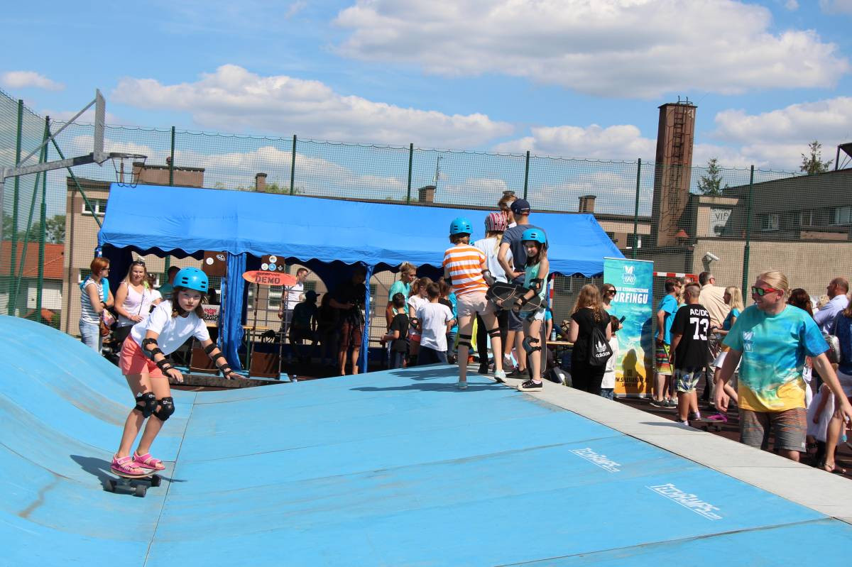 Surfing w Orzechu [FILM]