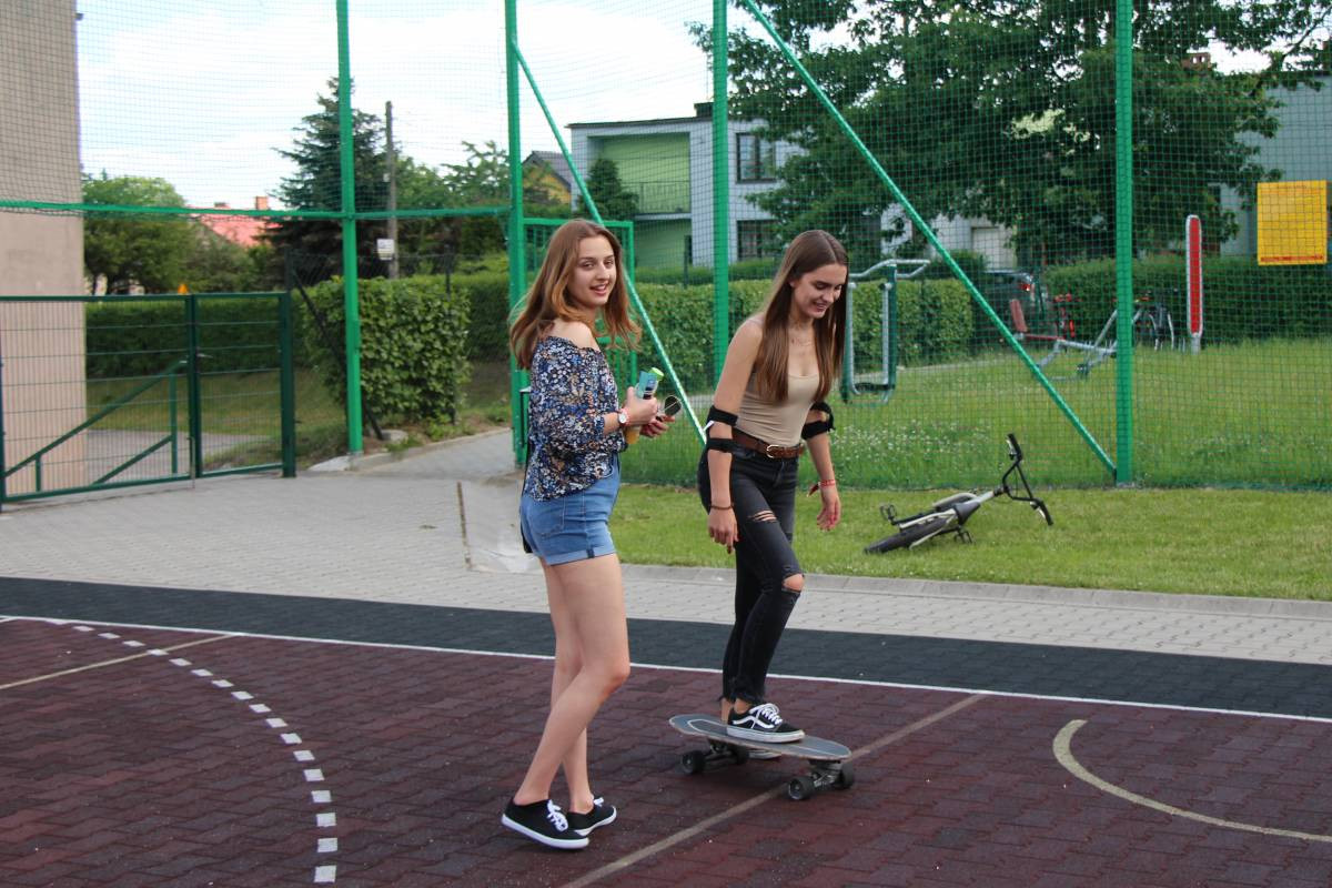 Surfing w Orzechu [FILM]