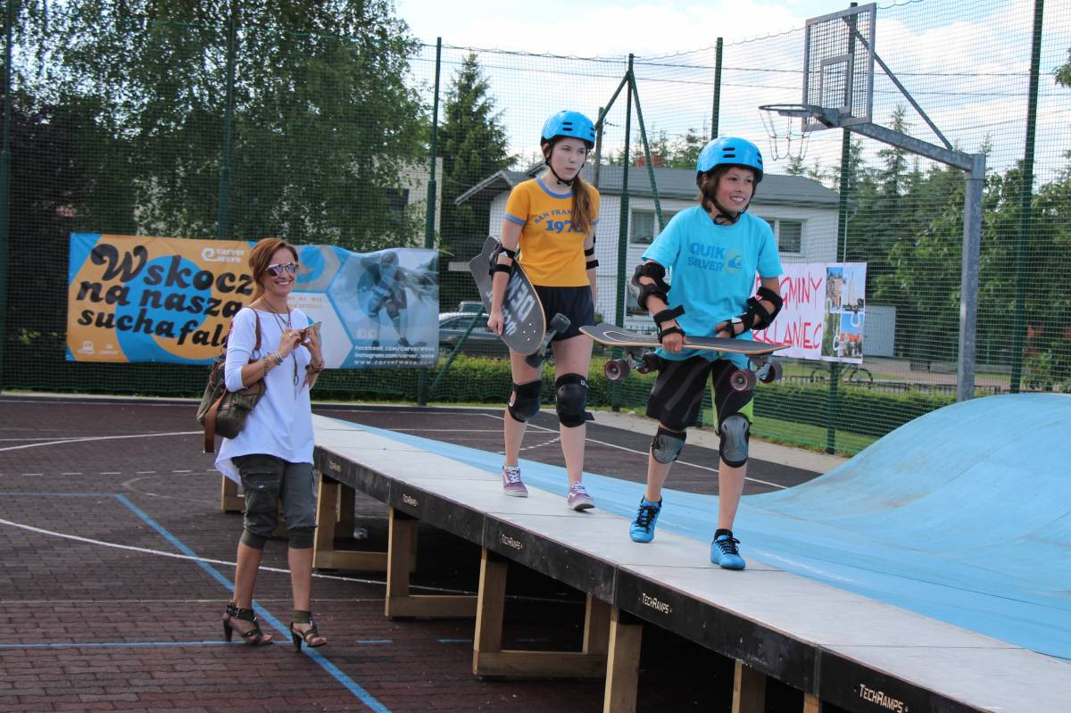 Surfing w Orzechu [FILM]