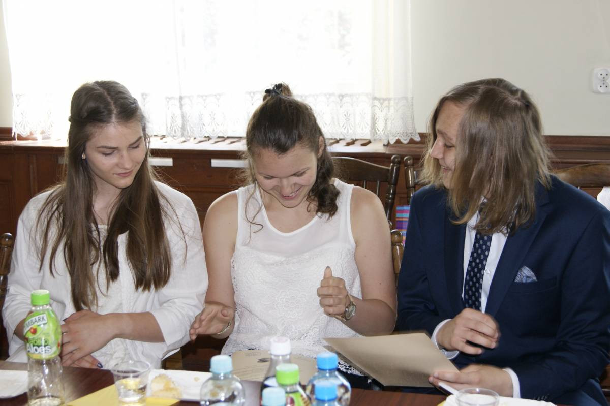 W Tworogu docenili najlepszych gimnazjalistów