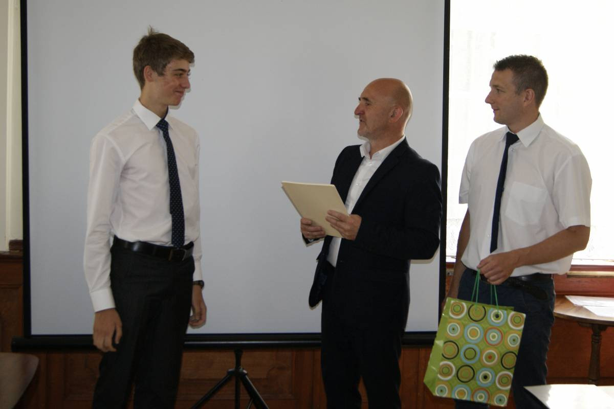 W Tworogu docenili najlepszych gimnazjalistów