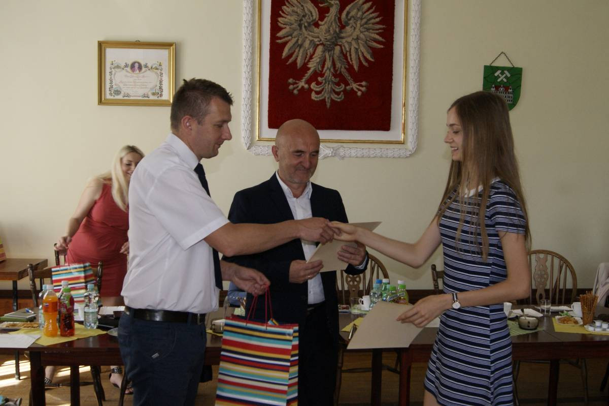W Tworogu docenili najlepszych gimnazjalistów