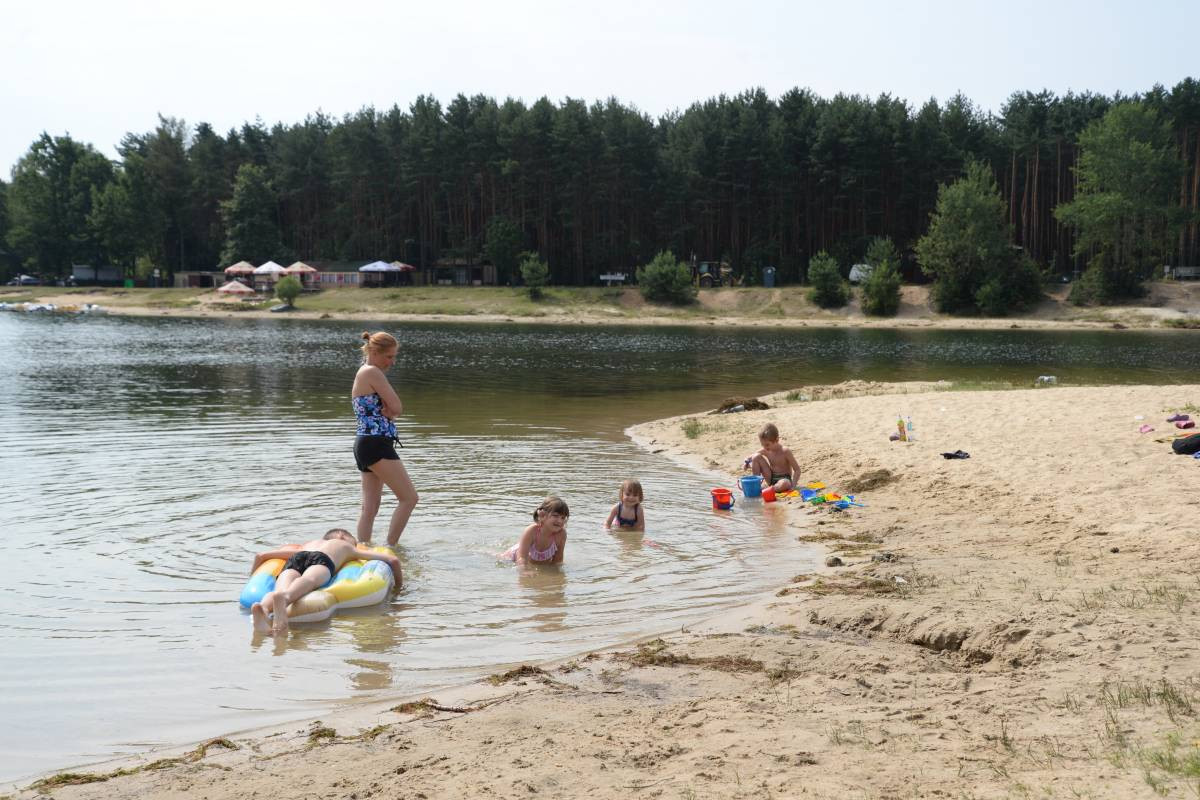 Nadchodzą upały. Zobacz gdzie i za ile można się kąpać