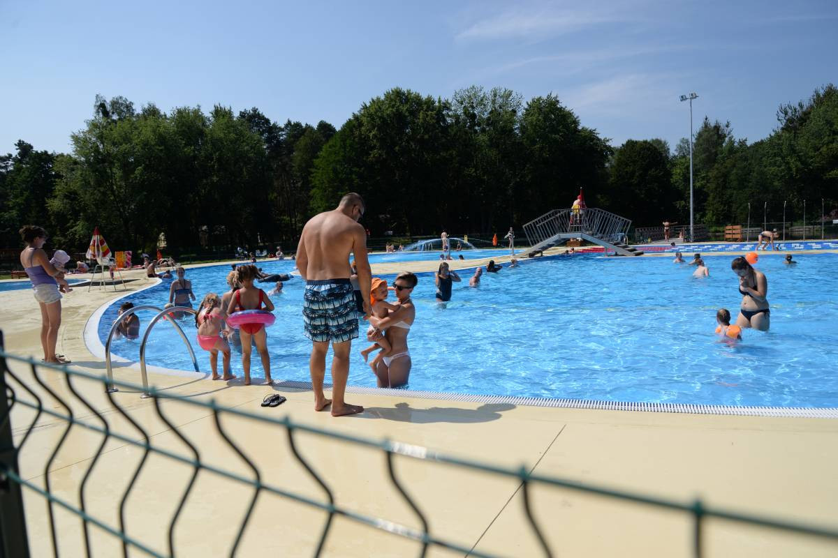 Nadchodzą upały. Zobacz gdzie i za ile można się kąpać