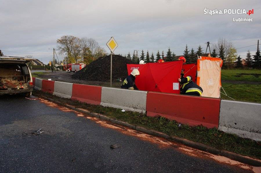 Zderzenie ciężarówki z busem. Policja opublikowała zdjęcia z miejsca wypadku