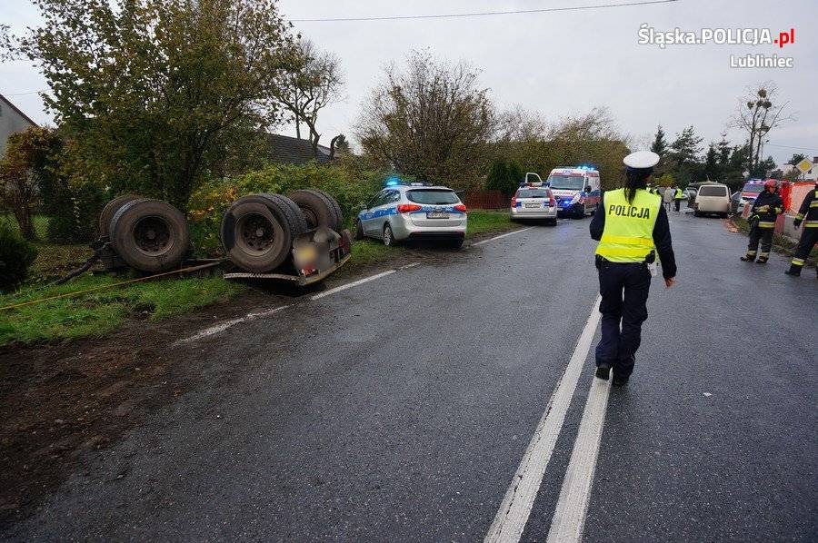 Zderzenie ciężarówki z busem. Policja opublikowała zdjęcia z miejsca wypadku