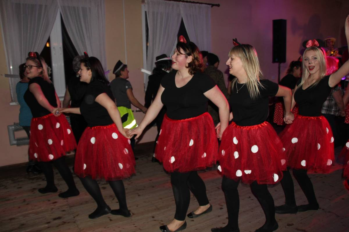 Babski comber z Johankami