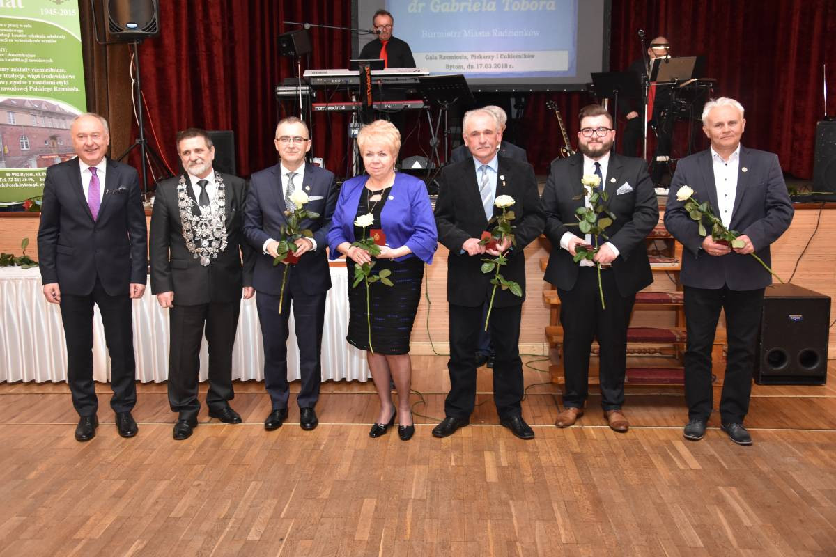 Rzemieślnicy z honorami