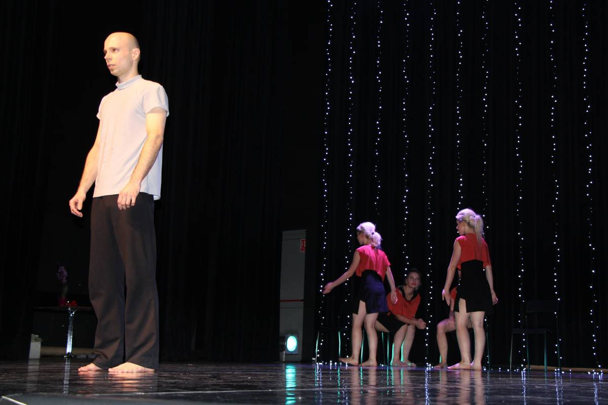 Historyjki na szóste urodziny Six Limbs Group