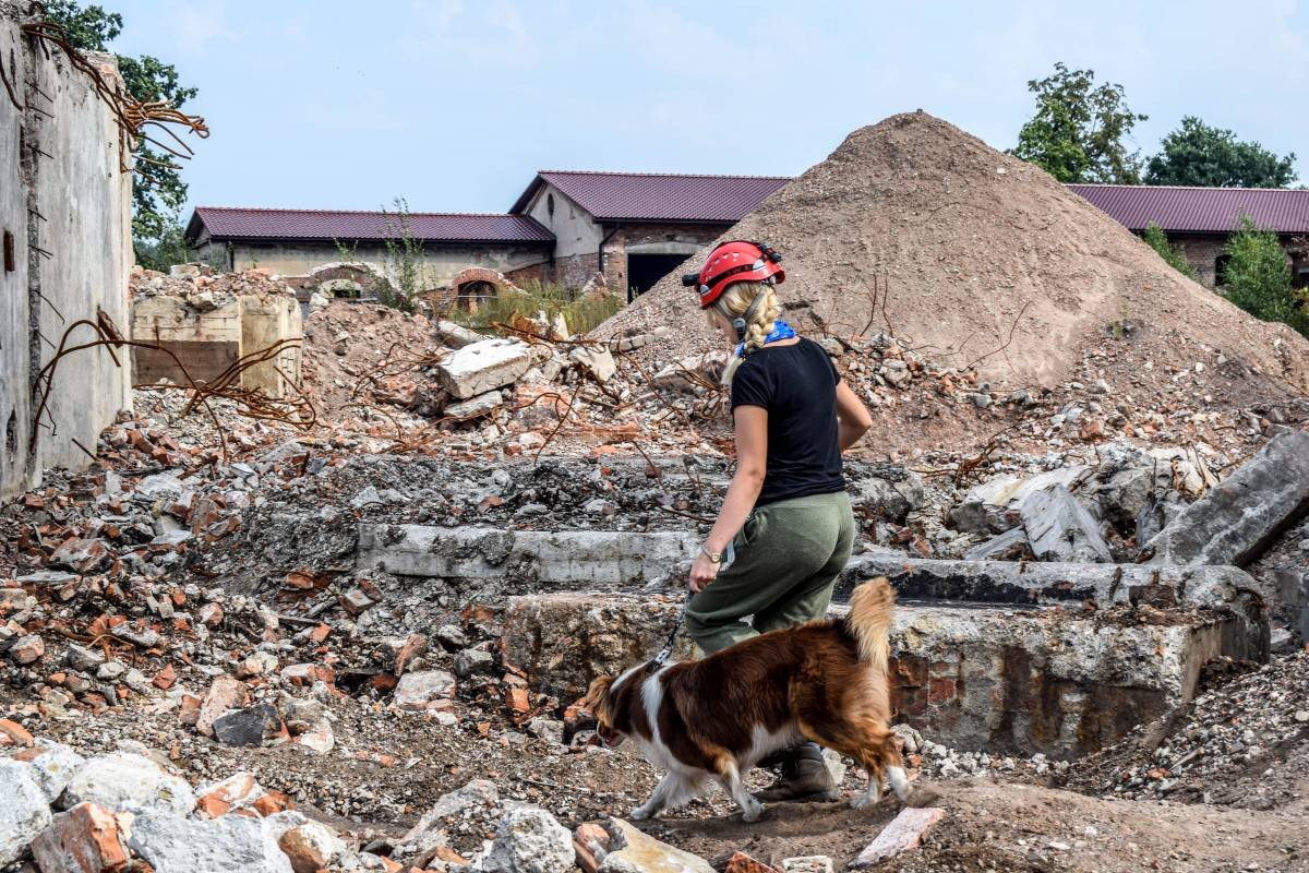 Zbierają na kombinezony