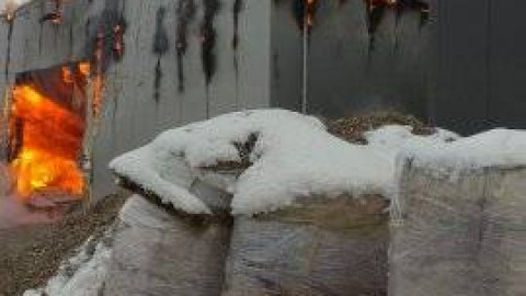 Pięć pożarów w firmach zajmujących się odpadami