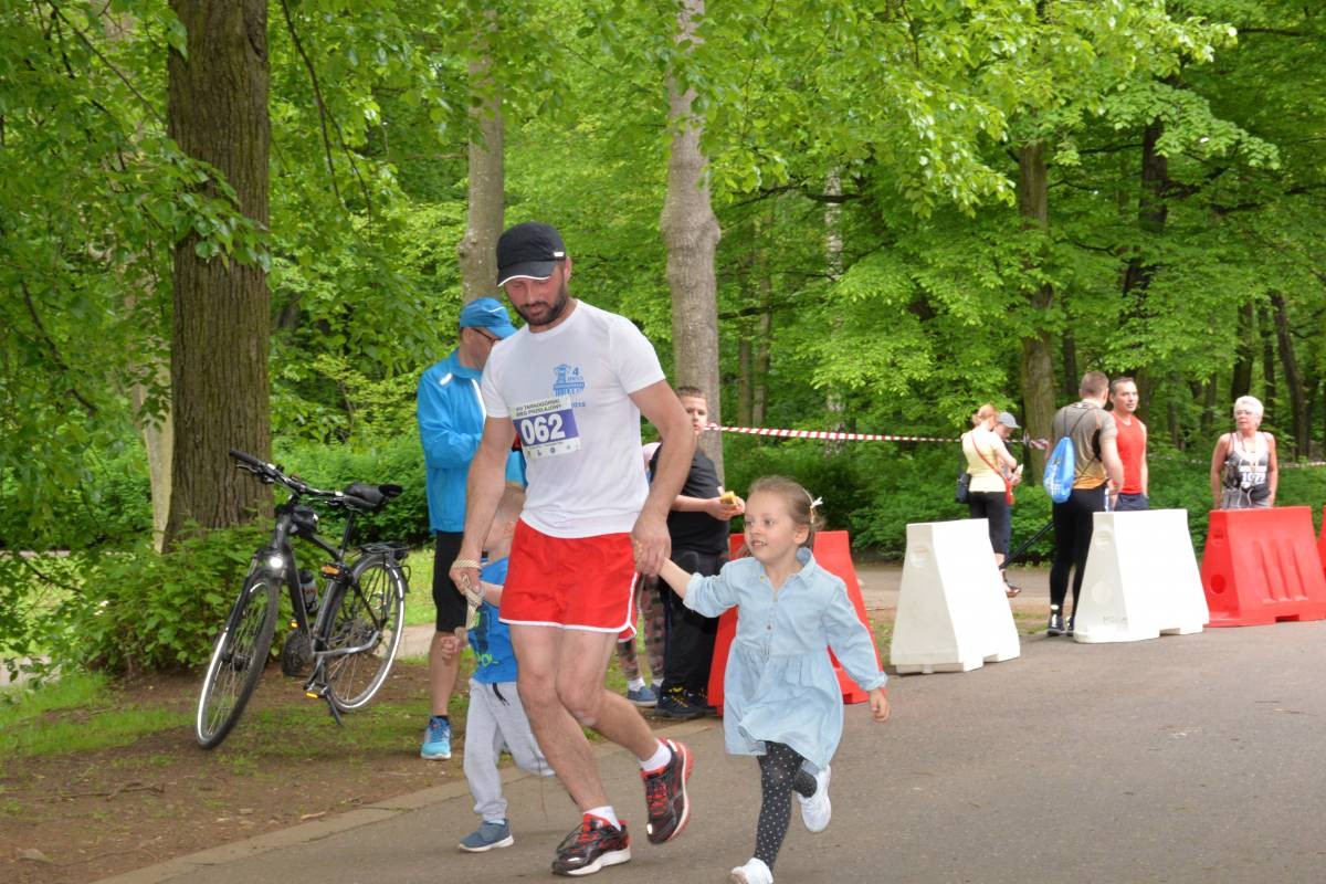 Na przełaj przez park