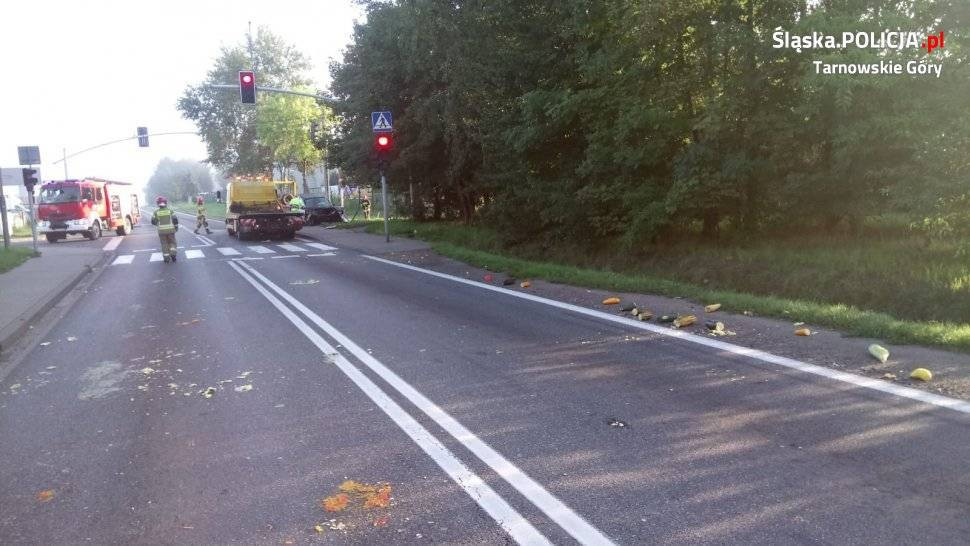 Pijany 18-latek wymusił pierwszeństwo. 7 osób rannych [ZDJĘCIA]