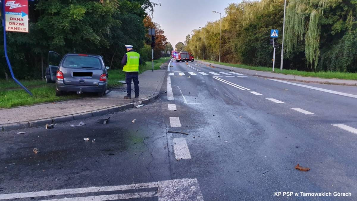 Pijany 18-latek wymusił pierwszeństwo. 7 osób rannych [ZDJĘCIA]