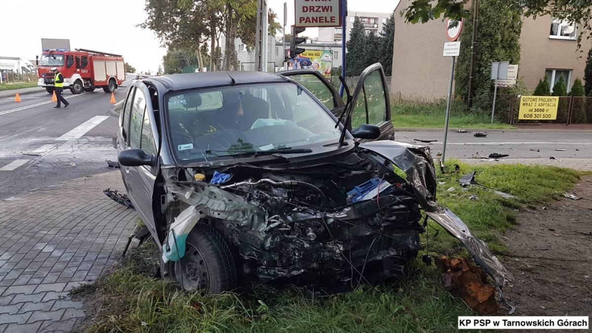 Pijany 18-latek wymusił pierwszeństwo. 7 osób rannych [ZDJĘCIA]