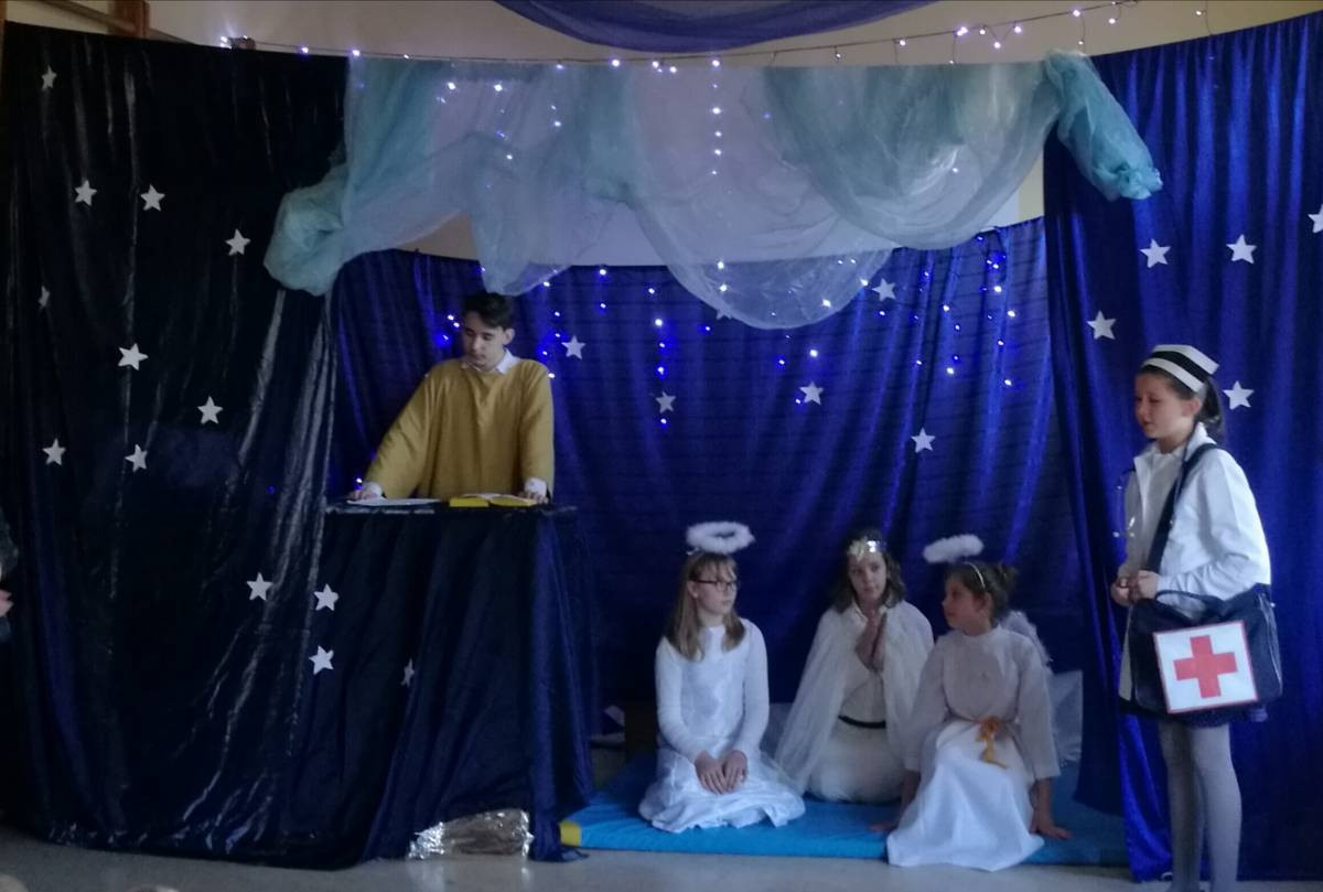 Szkolny spektakl w Potępie