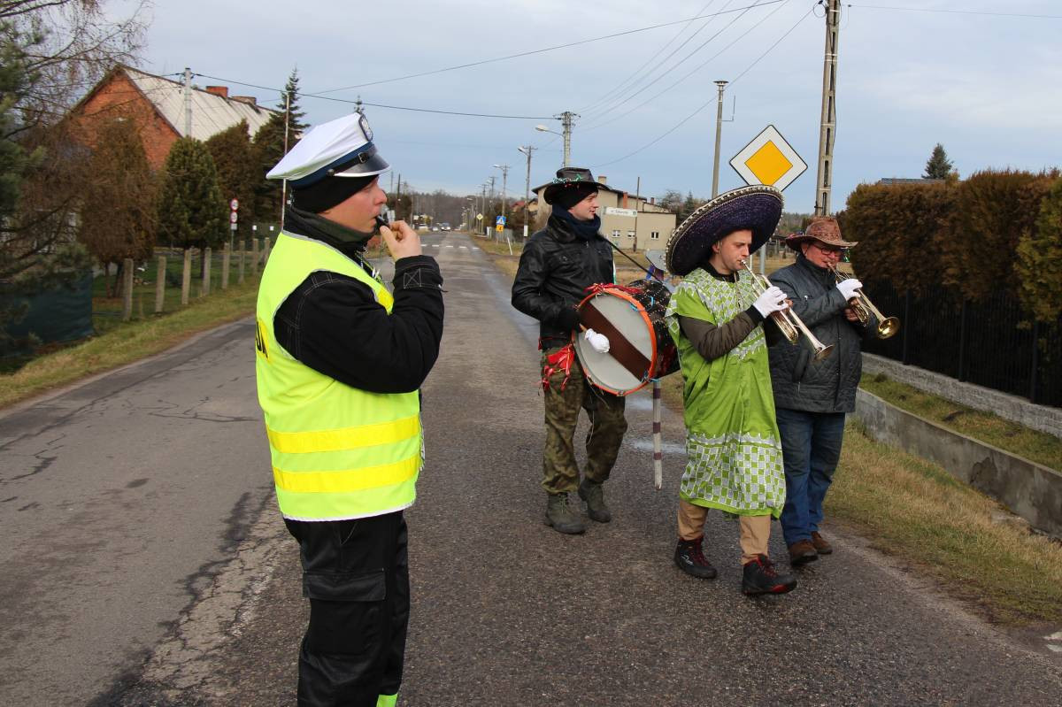 Bery w Połomi, Wojsce i Miedarach