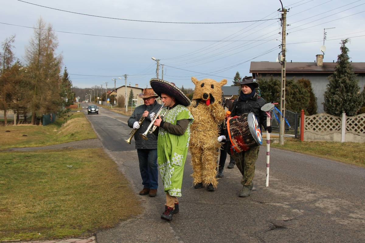 Bery w Połomi, Wojsce i Miedarach
