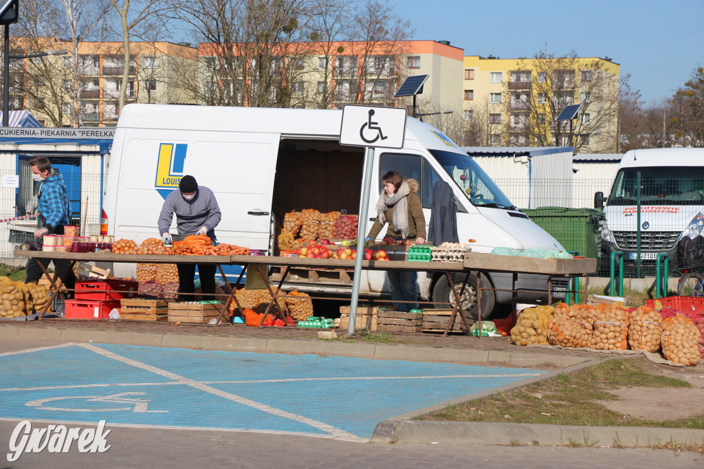 Targ w Radzionkowie w czasach koronawirusa