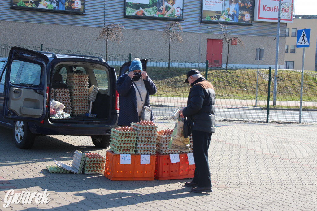 Targ w Radzionkowie w czasach koronawirusa