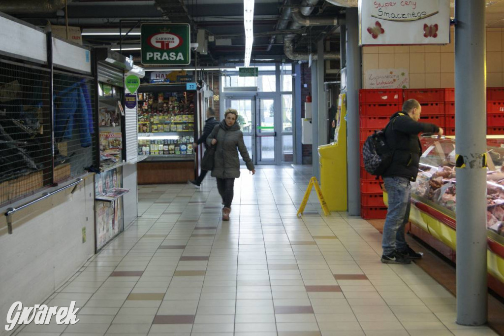 Hala targowa - bez gwaru i kolejek