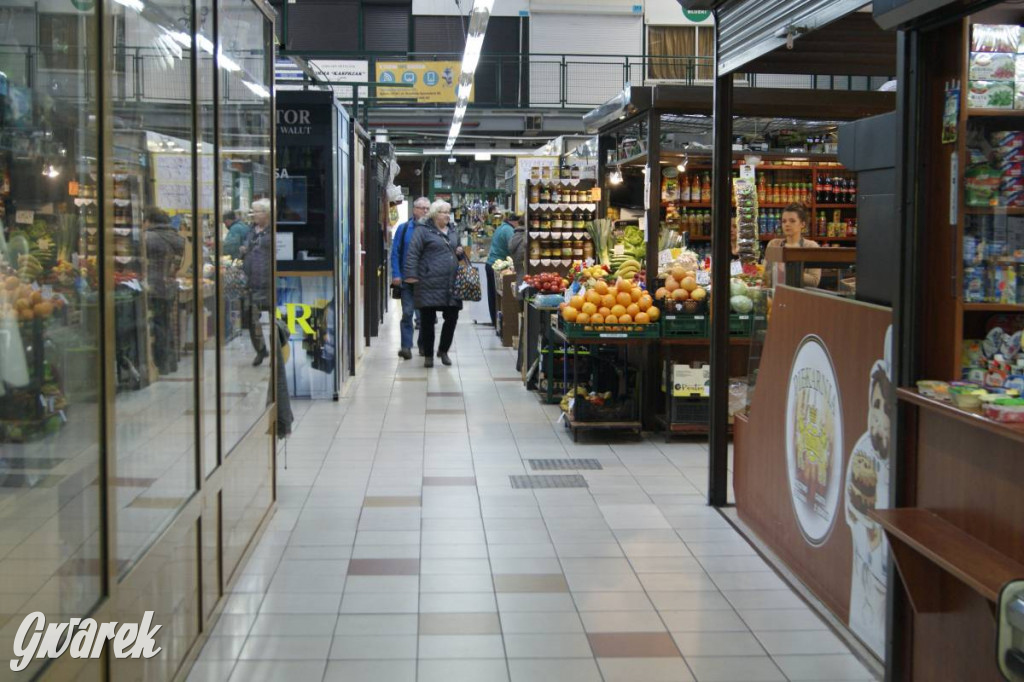 Hala targowa - bez gwaru i kolejek