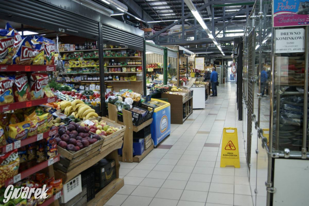 Hala targowa - bez gwaru i kolejek