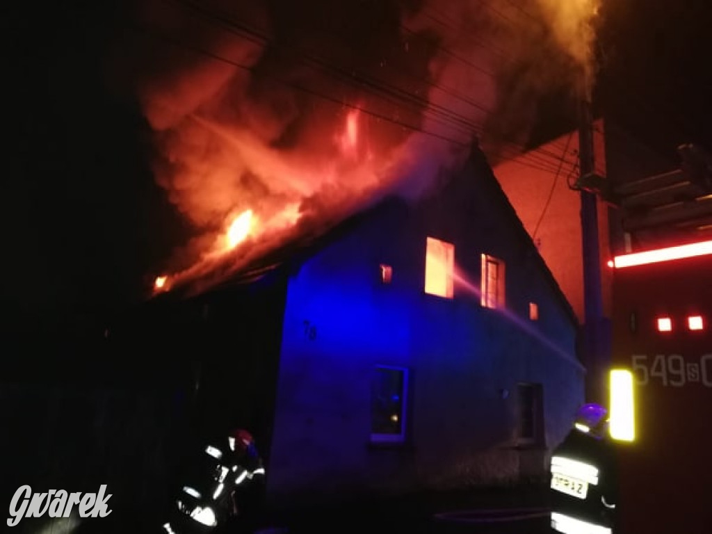Pożar domu jednorodzinnego w Piekarach Śląskich