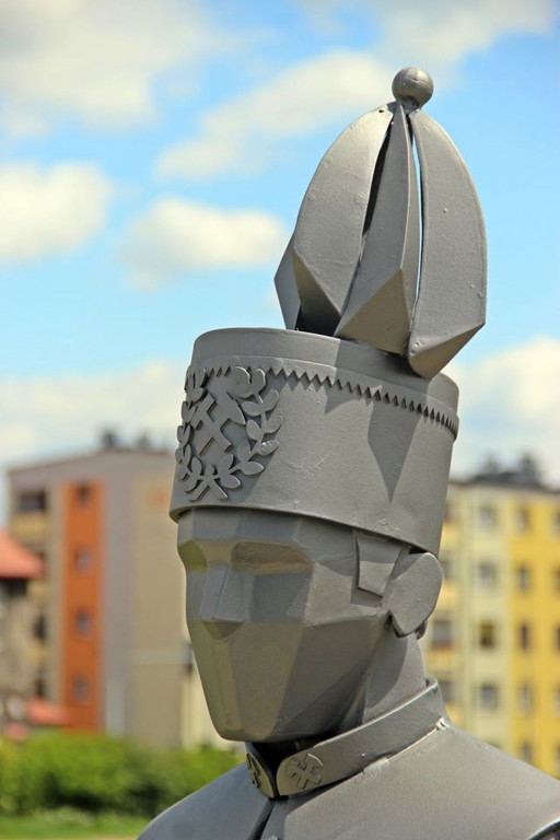 Kolejne rzeźby na nowym rynku